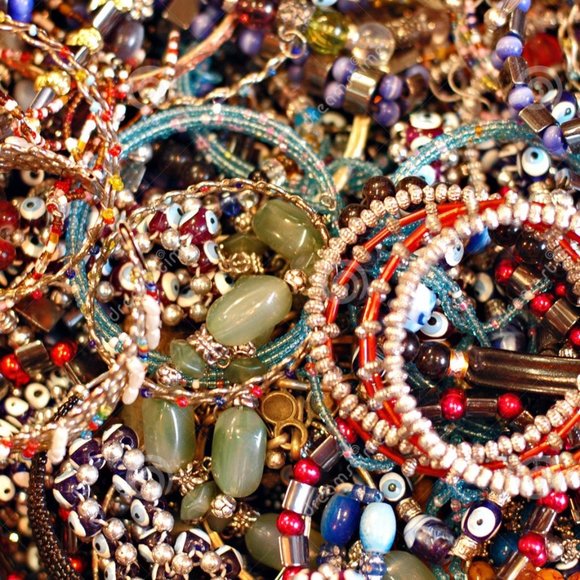 SUPER COOL ESTATE JEWELRY LOT 5 POUNDS!! - Picture 1 of 5